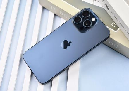 虎丘苹果维修点分享iPhone 15 Pro Max屏幕更换全新实操风险 